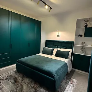 apt-finland-studio.hotels-in-tirana.com/